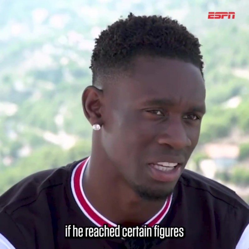 多少球？巴洛贡：我和萨卡打赌进球数，完成了要给对方送礼物