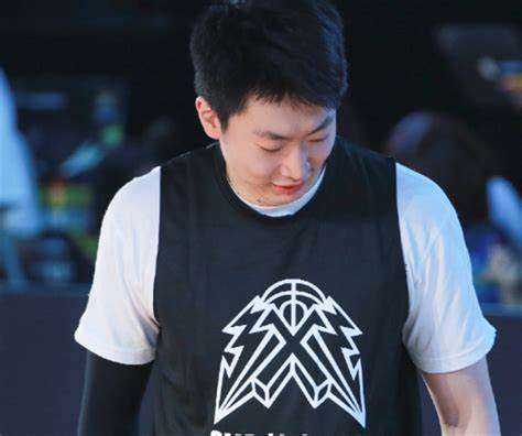 吃饱了!管泽元:太阳打公牛,最后这1分钟感觉看了一顿饭