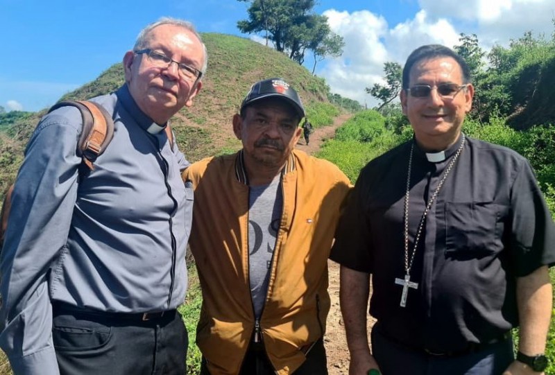 好消息?路易斯-迪亚斯父亲已获释,遭绑架12天后重获自由