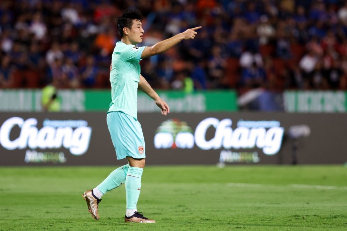 恭喜武磊再次突破自我!希望未来与海港、国足迈向更远的天地!