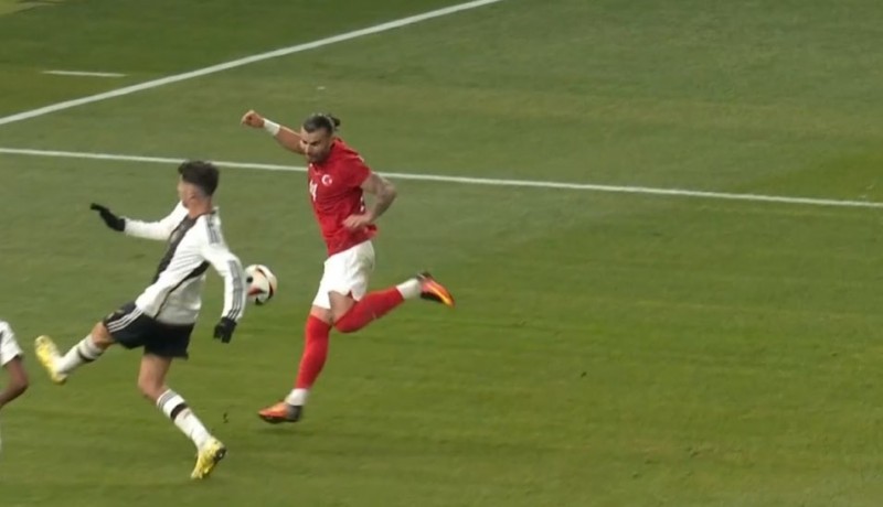 最抽象的一集?哈弗茨先发左后卫+闪击,又送点致球队遭逆转