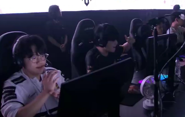 ?PGC胜决：NH成为垫底 DNW14杀吃鸡单局24分