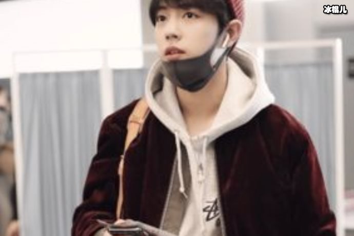 肖战星途如此坎坷爆红前必须经历全网黑?看吴亦凡你就明白了