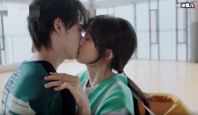 我在他乡挺好的简亦繁第几集出现上场?简亦繁和乔夕辰在一起了吗?