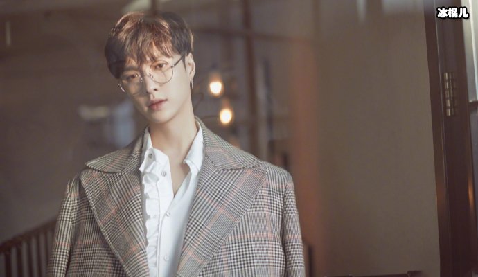 张艺兴报复性返工，一口气接四挡节目《这就是街舞》担任队长