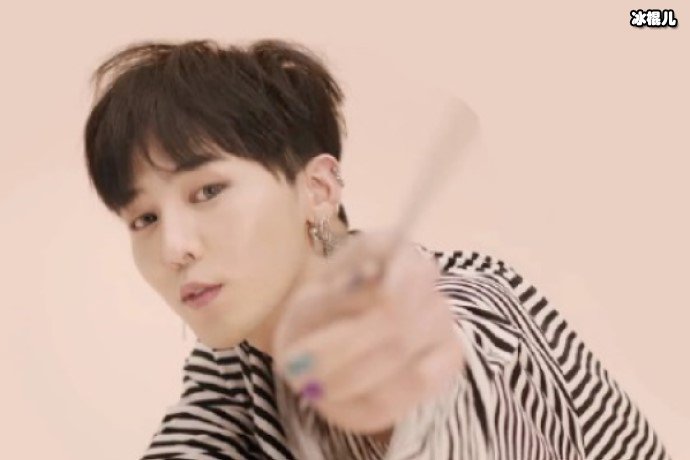 权志龙退伍身上多了一种气质，正因这种气质收获一大片少女