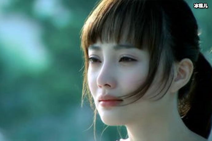 李小璐录制舞蹈视频,扎着两对麻花辫尽显青春活力