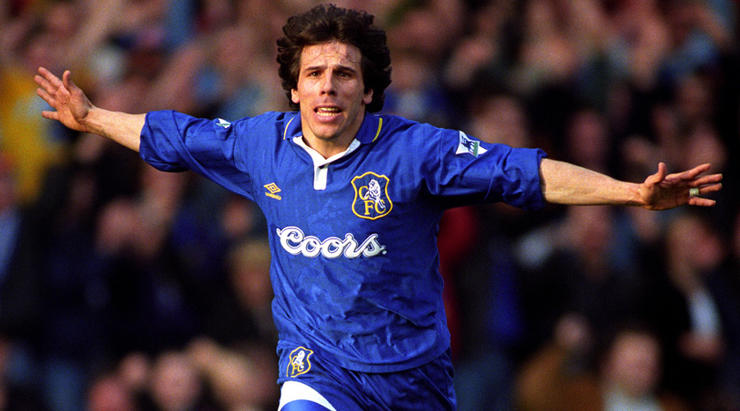 难忘“矮脚虎”！佐拉签约切尔西纪念日，蓝军官推向其致敬