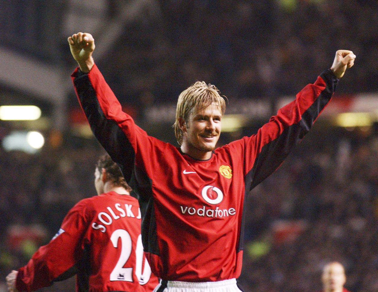 贝克汉姆:弗格森告诉我要让出10号给谢林汉姆,然后将7号交给我