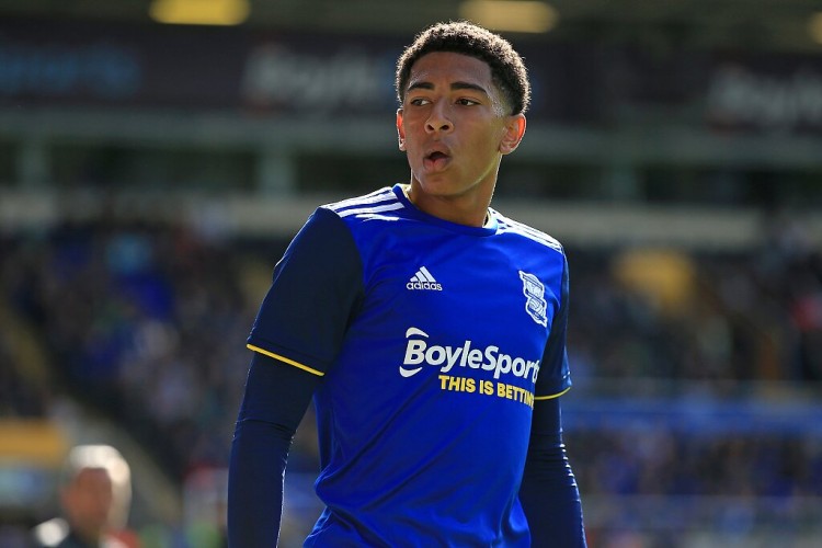 伯明翰旧将:贝林厄姆16岁第一次参加一线队训练,就让我狼狈不堪