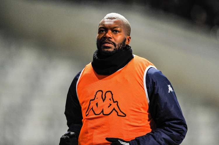 西塞:齐达内02年跟我说皇马对我感兴趣,但我已承诺利物浦