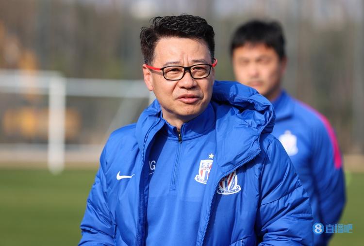 记者：海港和申花都不押宝外援并锻炼国内球员，这才是为国养士