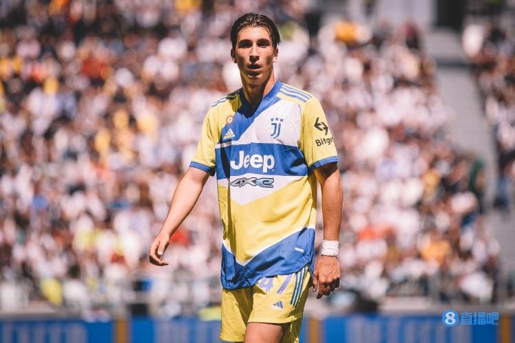 米雷蒂:希望为尤文打进更多的进球 要等明年5月再去计算积分