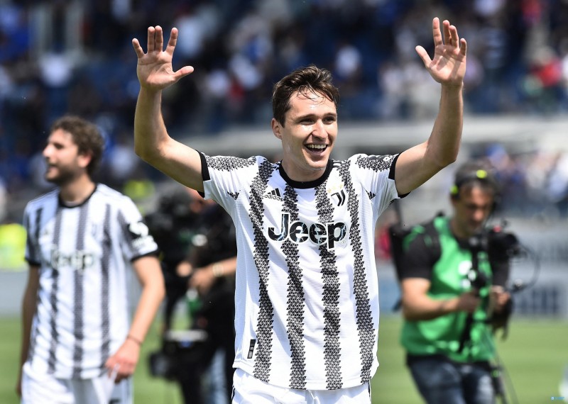 意媒:纽卡愿为基耶萨报价6000万欧,如果尤文未能续约将考虑出售