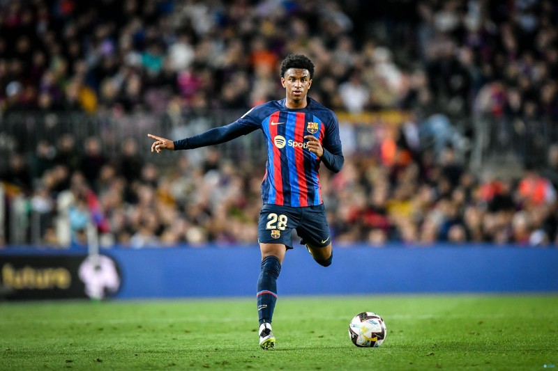 德拉富恩特谈未招巴尔德:我只谈论有伤的球员,我鼓励他继续努力