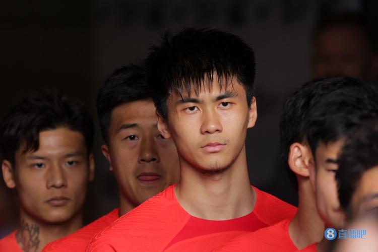 中新网:国足半数球员30岁及以上,已是当下所能更新换代的极限