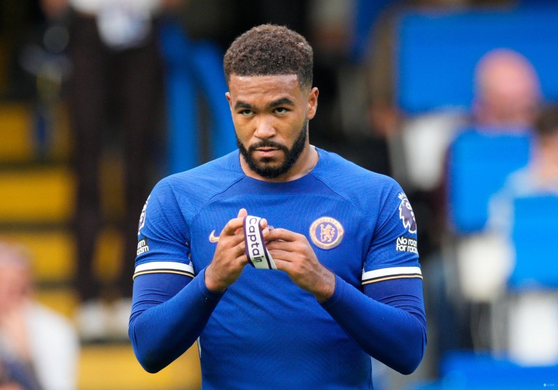 罗马诺:尽管伤病困扰&传闻皇马有意,但切尔西将詹姆斯视为未来