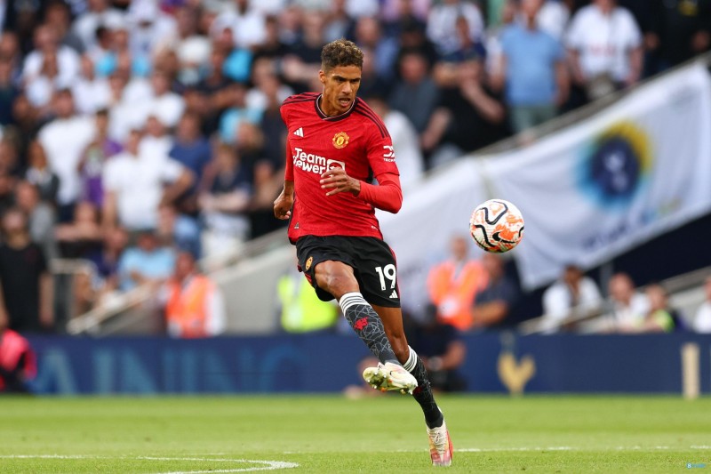 阿邦拉霍：瓦拉内没首发是有原因的，真顶级就不会被皇马放走了