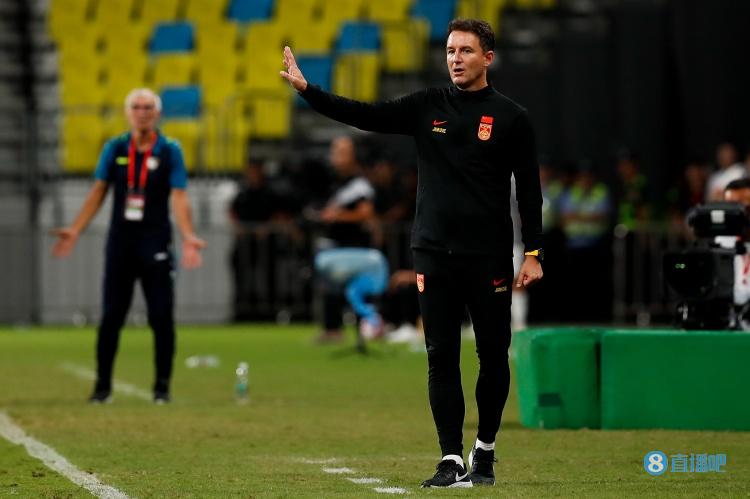 北青:国足圈定50人备选名单,若本期集训球员有伤病将及时补招