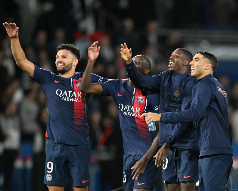 穆阿尼：竞争会推动球员进步，在巴黎只有全力以赴才能保住位置