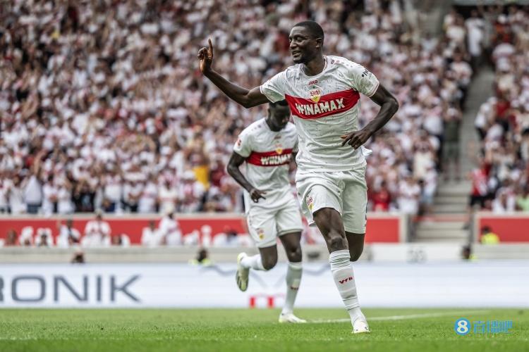 吉拉西:凯恩的到来促使德甲前锋提高水平,以与他竞争