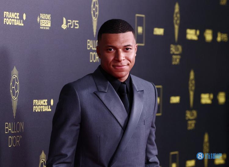 记者:巴黎不想给姆巴佩施压,但续约谈判将在明年1月加紧进行