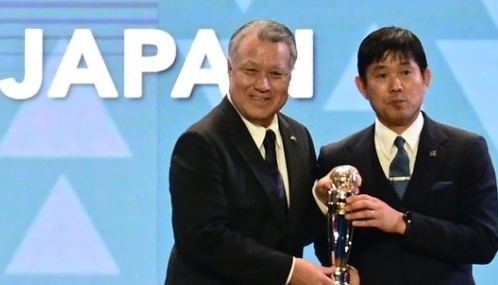 无能变有能！日本队主帅森保一当选亚足联2022年度最佳男足教练