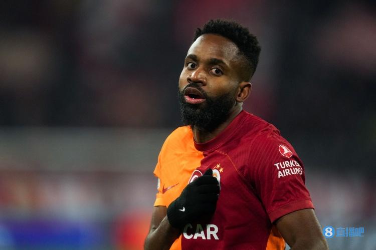 巴坎布：我为加拉塔萨雷感到骄傲，我们从始至终都未放弃