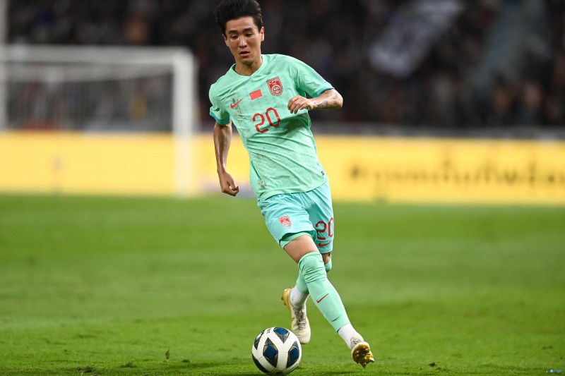 沪媒预测国足战韩国首发:韦世豪&武磊登场,张琳芃、王上源首发