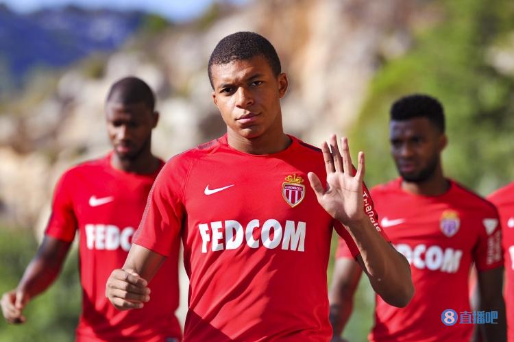 温格谈16年对姆巴佩的印象:看到他的比赛,我觉得这是贝利