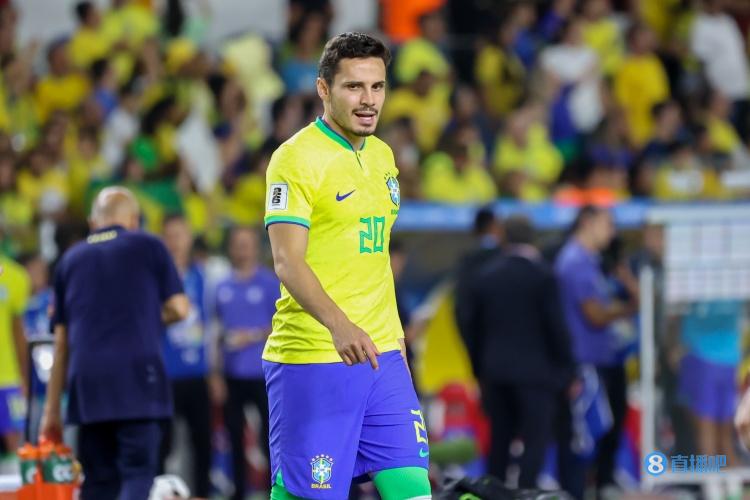 巴西中场维加：阿根廷今天配不上赢球，但场上谁进球多谁是赢家