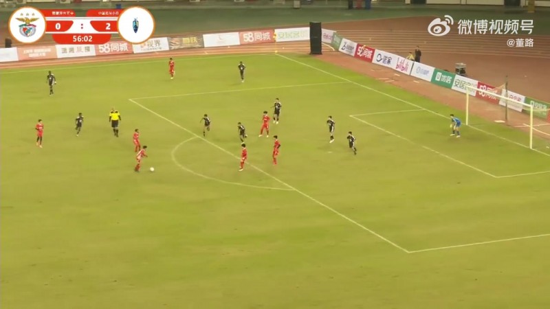 一支穿云箭！足球小将U12李佑安原地摆腿世界波直挂死角