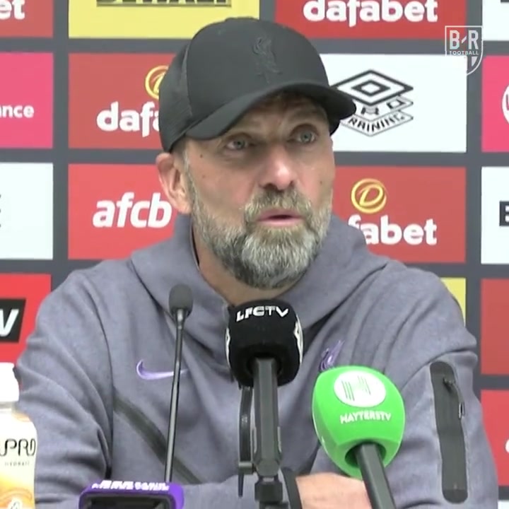 克洛普赛后得知曼联比分：啊？啧……