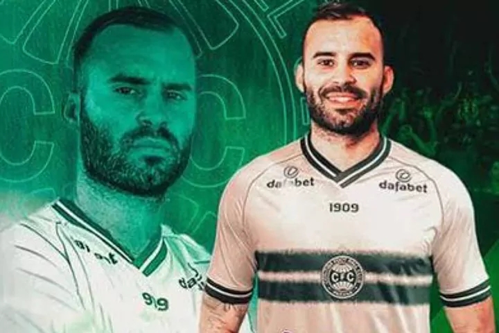 一声叹息?昔日C罗接班人，30岁赫塞被巴甲倒2解约 1年内3度遭解约