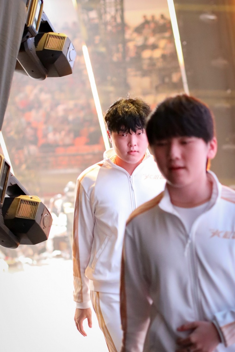 BLG更新现场返图:上野玩的很开心