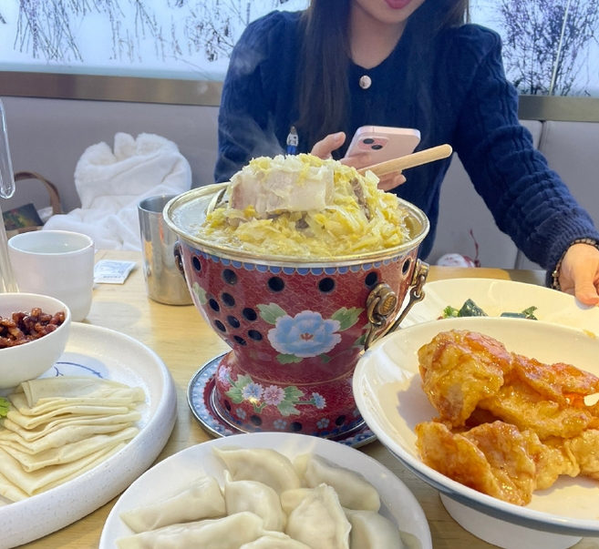 主持人松琪:今天和好朋友一起过冬至