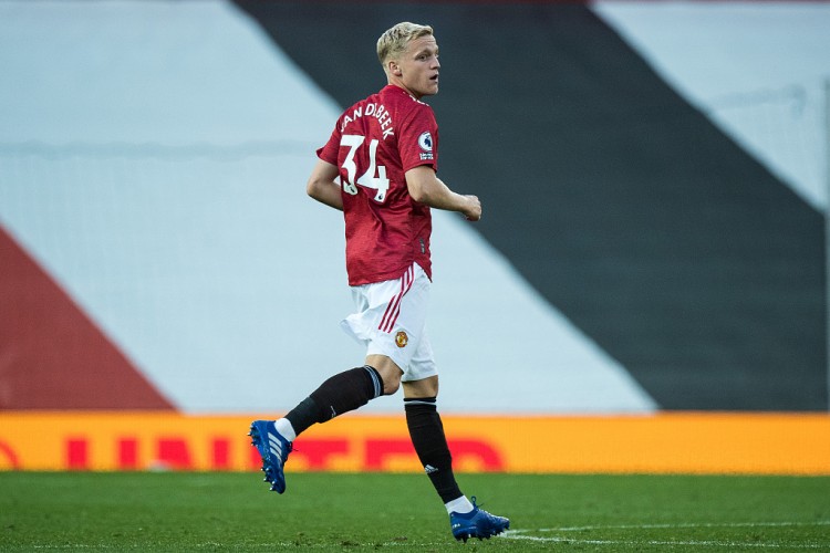 罗马诺:范德贝克的经纪人将与一些俱乐部对话,他想要出场机会