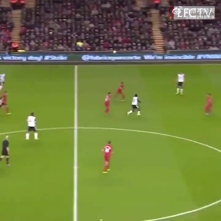 10年前的今天，苏亚雷斯对诺维奇超神大四喜，4个进球都很炸裂！