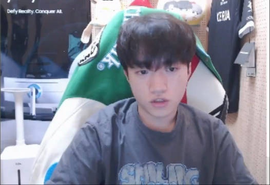 小K回忆S10:20年去上海参加世界赛的时候真的很满意 酒店特别好