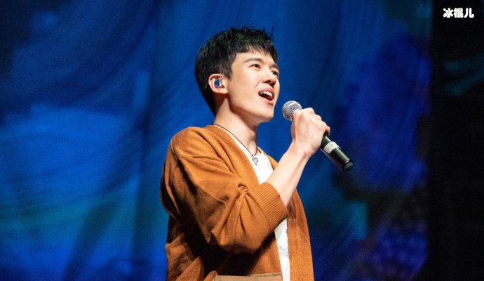 仝卓居然还敢露面,换个发型重新做人可惜公众选择永不原谅