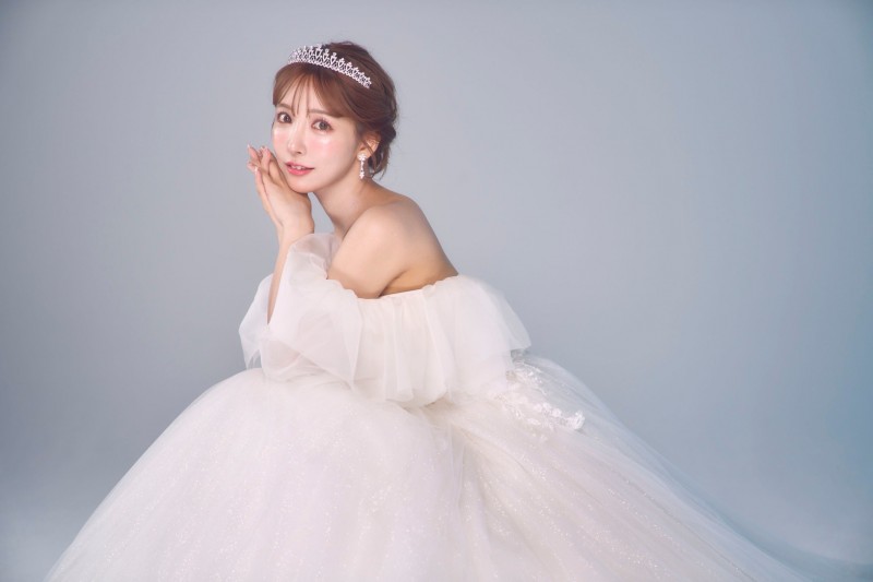 三上悠亜的引退趴踢公布!六大来宾中最令人惊讶是?