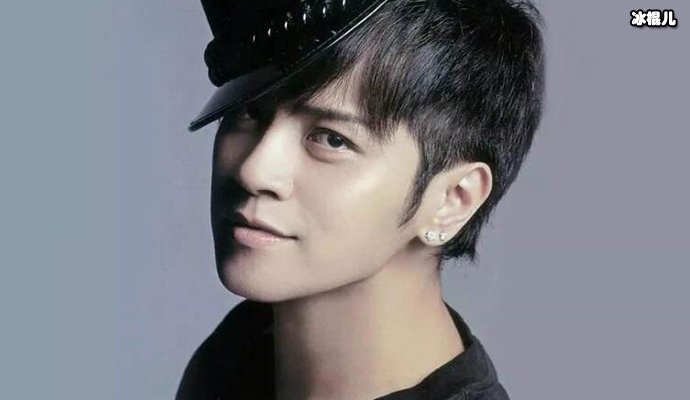 这才是真正的罗志祥,深夜聚餐街头打闹