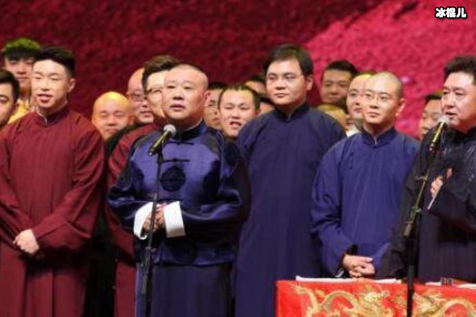 小岳岳妻子突变光头,住院治疗获德云社众人祝福