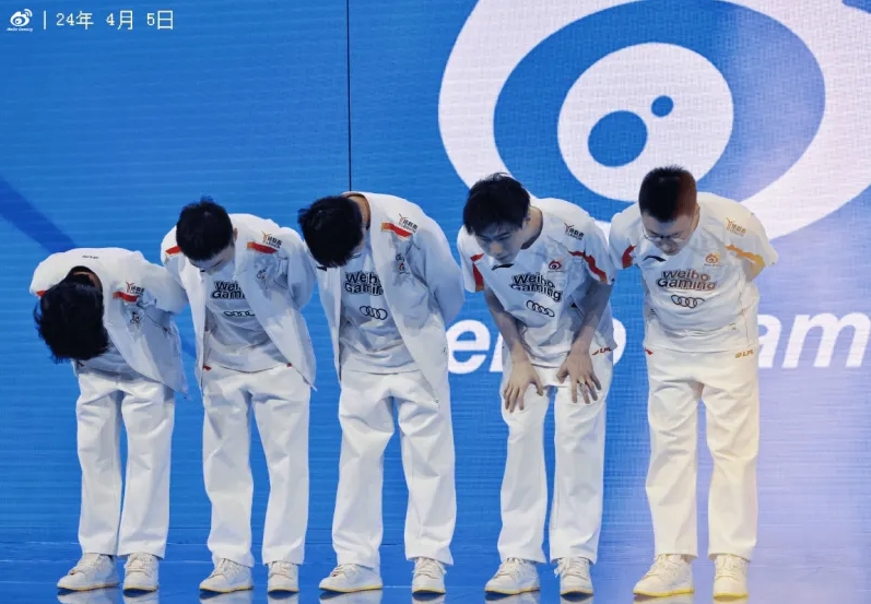 WBG就教练调侃Crisp泰坦发挥致歉:带来了困扰和伤害 深表歉意