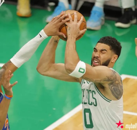 大发体育-布伦森39分塔图姆低迷18分,大发助力你的致富之路!