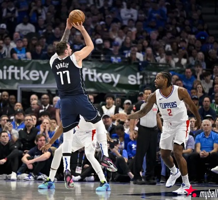 大发体育-东契奇准三双卡椒威仅得17分,大发助力你的致富之路!