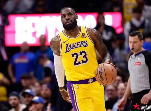 大发体育-老詹浓眉带伤血拼 穆雷再送绝杀掘金淘汰湖人,大发助力你的致富之路!