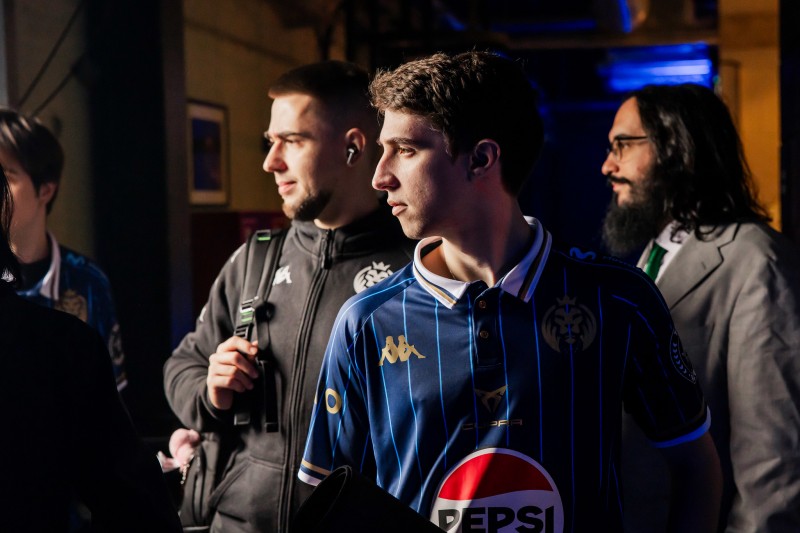 MDK下路Supa:我觉得JackeyLove、Peyz的炸弹人也都玩得很好