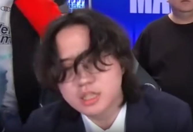 韩国解说替Daeny掩饰啊西八:这口型应该是在说啊永恩