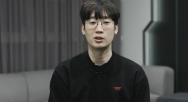 T1经理直播内容:未说明AD轮换的赛训情况,Smash只是暂时加入